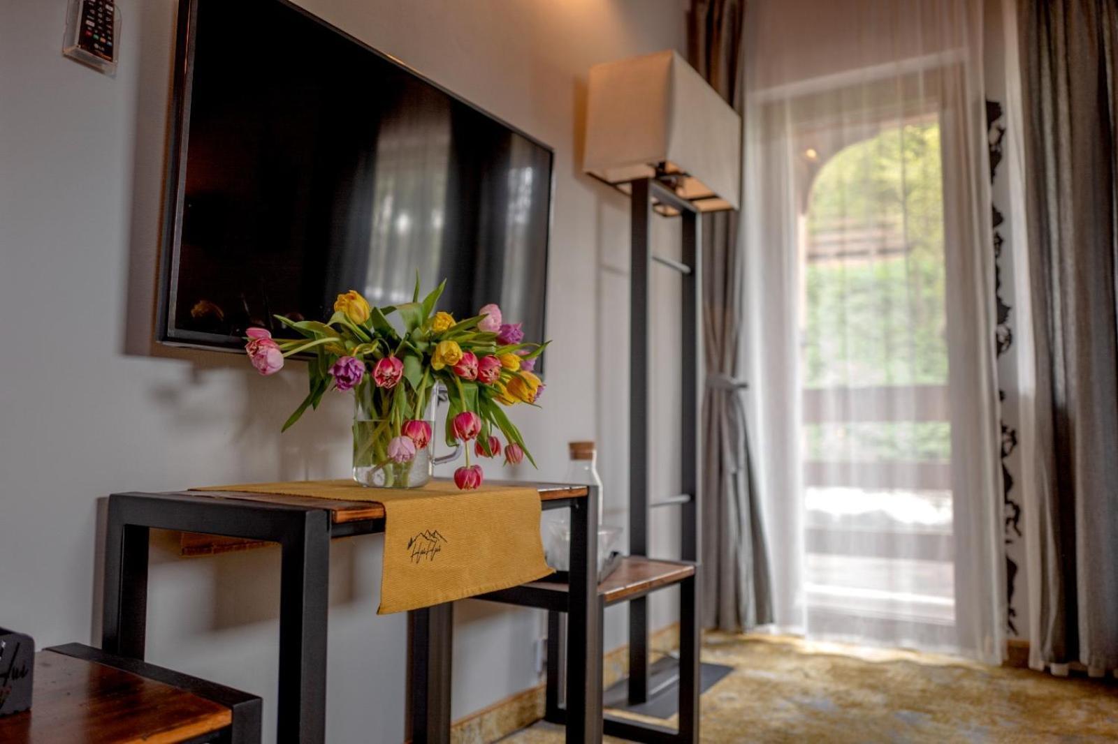 Cabana Hai-Hui บุชเตนี ภายนอก รูปภาพ